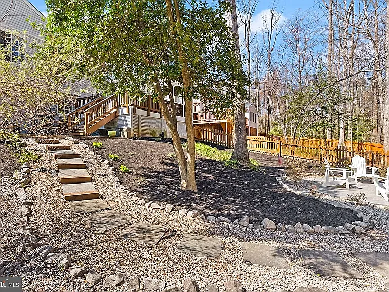 8282 Morning Dew Ct — Photo 42