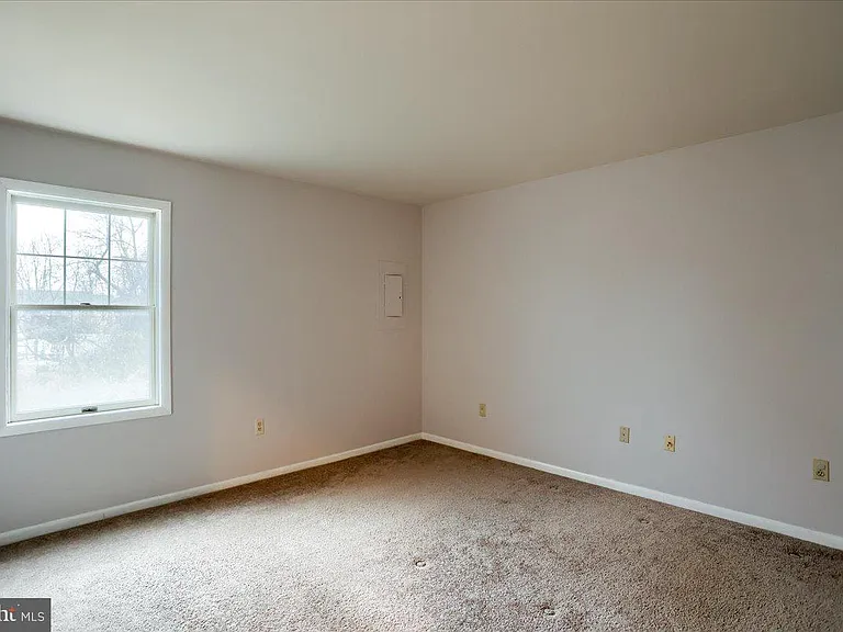 2712 Lisburn Rd #201 — Photo 16