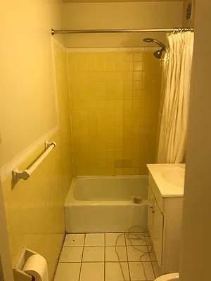 Rented by City Connections Realty | media 5