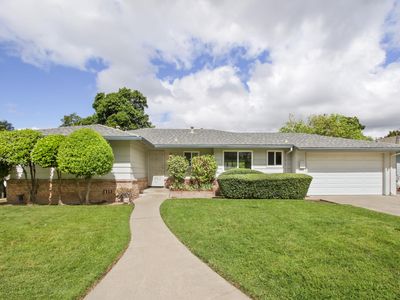 5405 Dorset Way, Sacramento, CA, 95822
