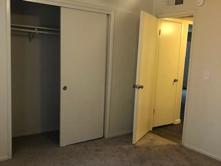 3330 E Dakota Ave — Photo 18