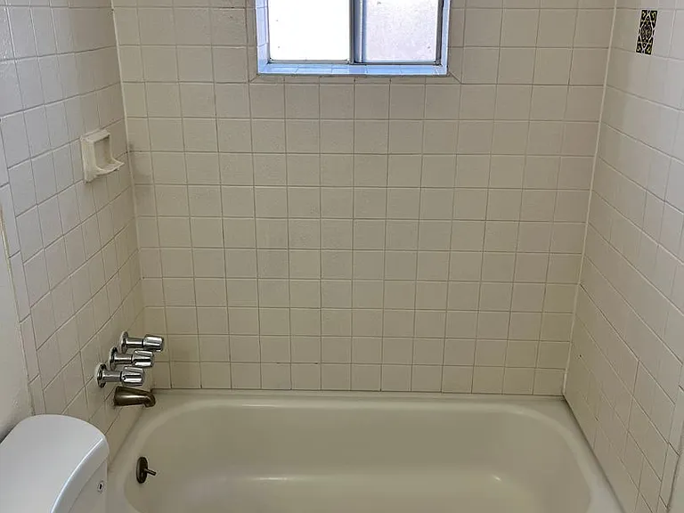446 E Pastime Rd — Photo 41