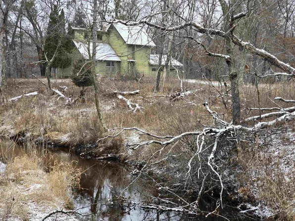 710 Aniwa Ln, Nekoosa, WI 54457