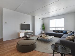 360 Cumberland Ave #1207, Winnipeg, MB R3B 1T4