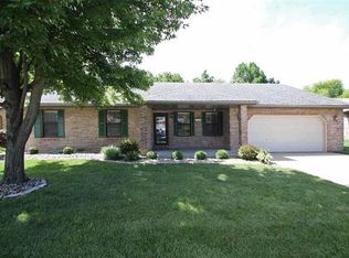716 Leighigh Dr, Swansea, IL