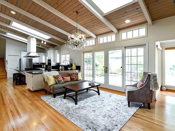 5th image of 100 Montclair Rd #1