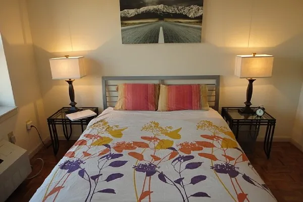 Rented by Corcoran | media 23