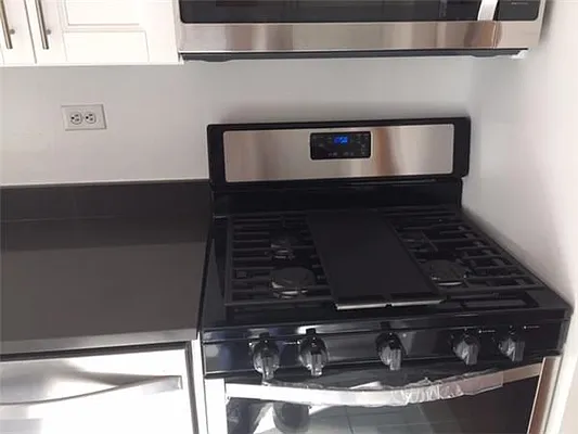 Rented by Inoue Realty | media 18