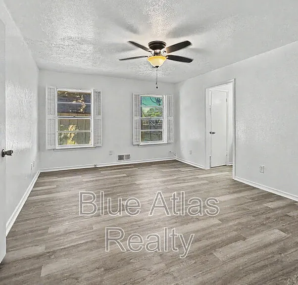 7747 Dentcrest Dr — Photo 6