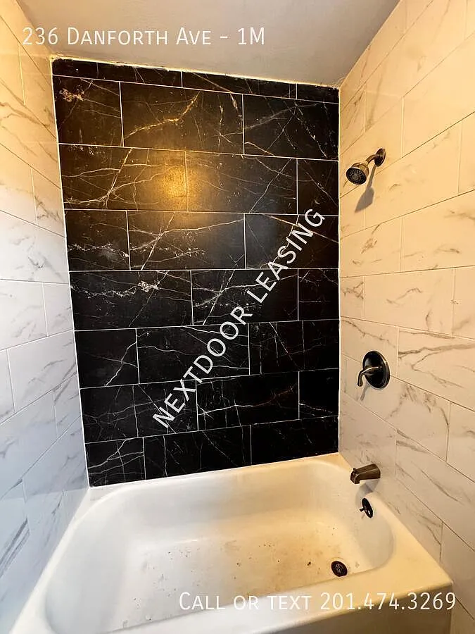 236 Danforth Ave — Photo 4