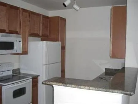 2855 Blue Sky Cir #3204 — Photo 2