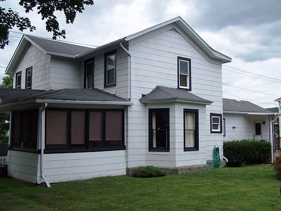 4th image of 900 N Perry St