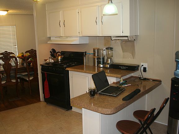 36" range hood ducted to ext