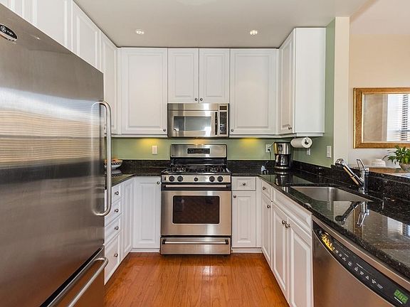 4th image of 15 Waltham St APT B-604