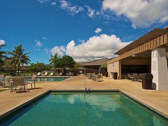 Kiddie Pool-2 minute walk from unit