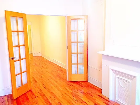 Rented by Rapid Realty Cobble Hill | media 51