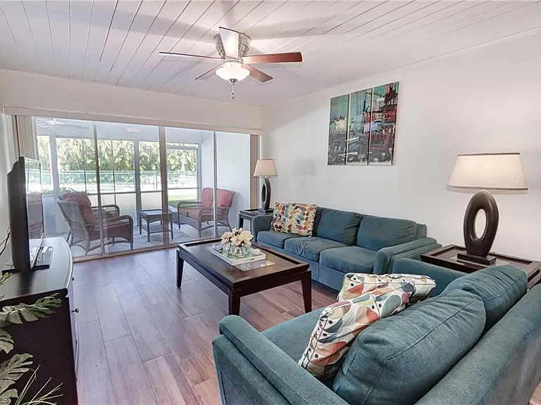 820 Ketch Dr #3 — Photo 3