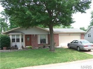 21 Michelle Ln, Saint Peters, MO