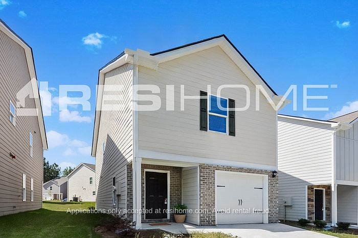 1st image of 2009 Briar Creek Ct NE