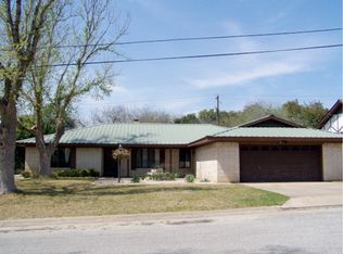 304 Candice Dr, Kerrville, TX 78028