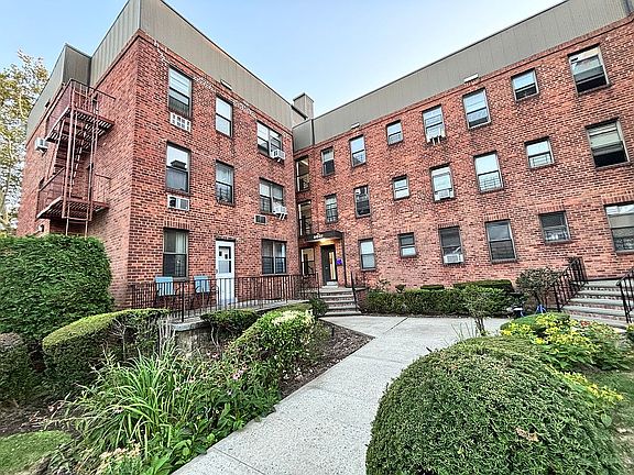 5th image of 215-27 48th Ave APT 1B