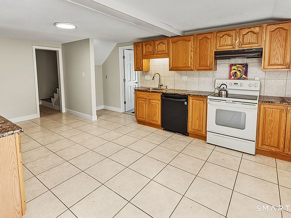 4th image of 64 Ryan Street