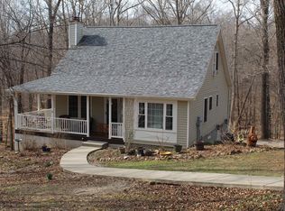 140 Dawson Dr, Eddyville, KY 42038