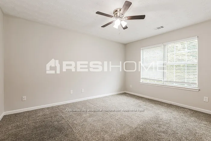 1430 Camelia St — Photo 7
