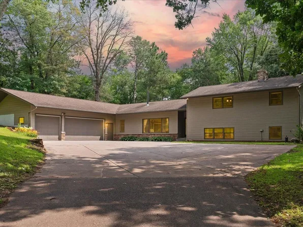 1319 27th St, Hudson, WI 54016