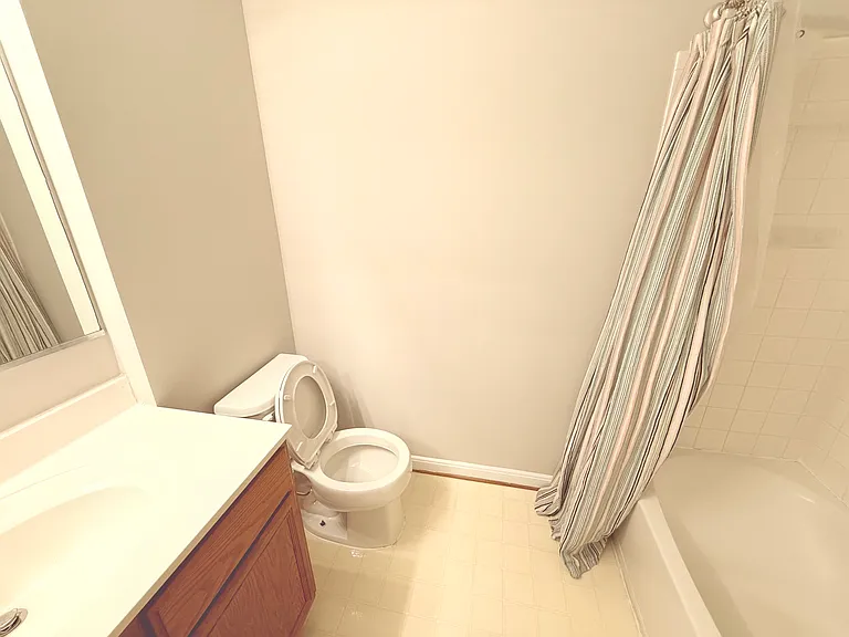 bathroom1