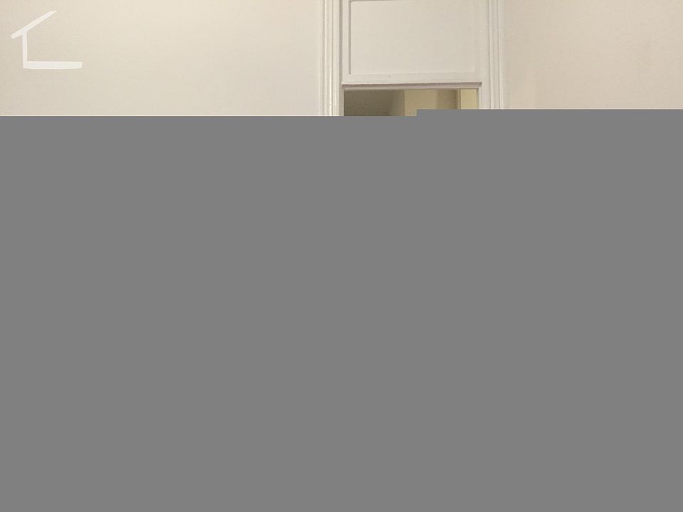 1st image of 122A Warren St #6