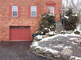 9197 Collington Sq, Allison Park, PA 15101