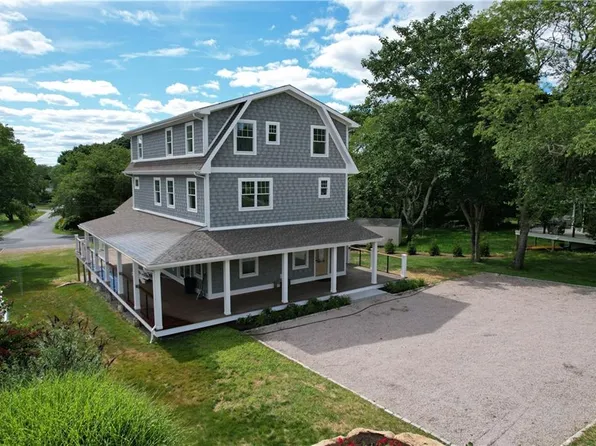 61 Slope Ave, South Kingstown, RI 02879