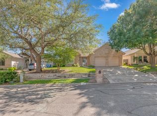 225 Los Cedros Loop, Kerrville, TX 78028