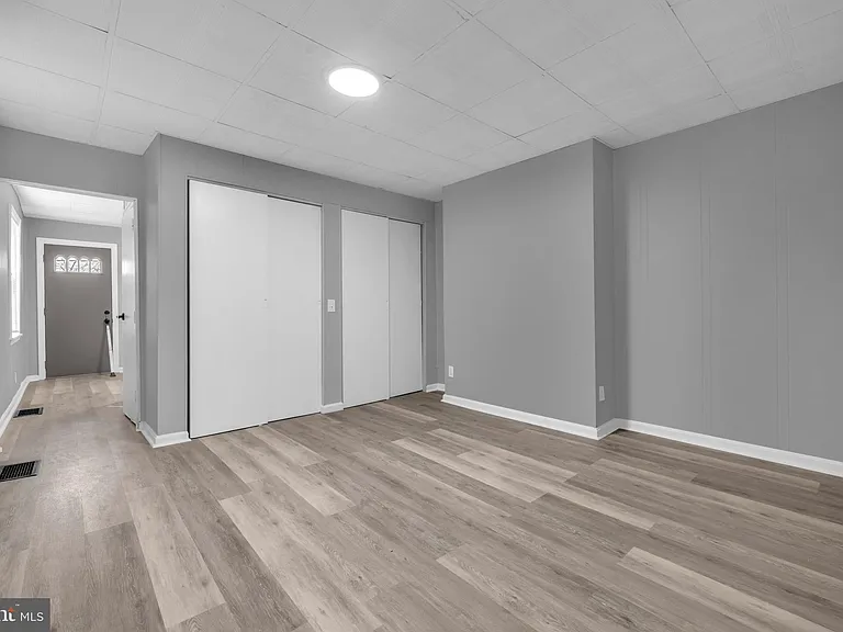 1725 Hollins St #1 — Photo 15
