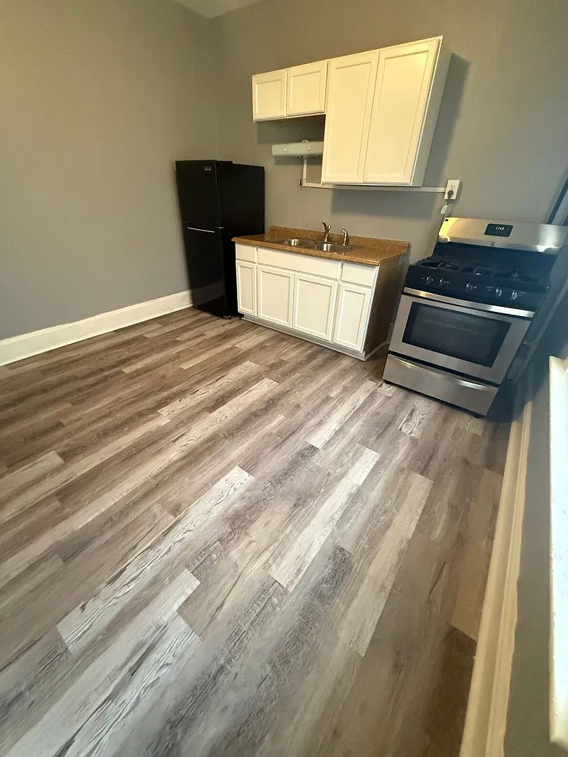 Knaack - 4128-4130 — Photo 1