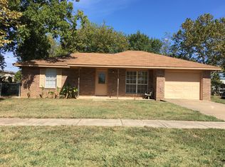 201 E Avenue B, Heavener, OK 74937