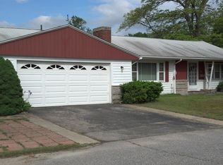 3 Anderson Ave, Warwick, RI 02888