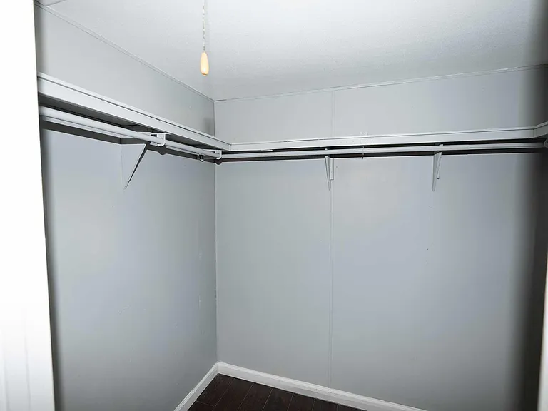 393 Deer Valley St — Photo 9