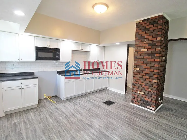 1263 Washington Ave — Photo 8