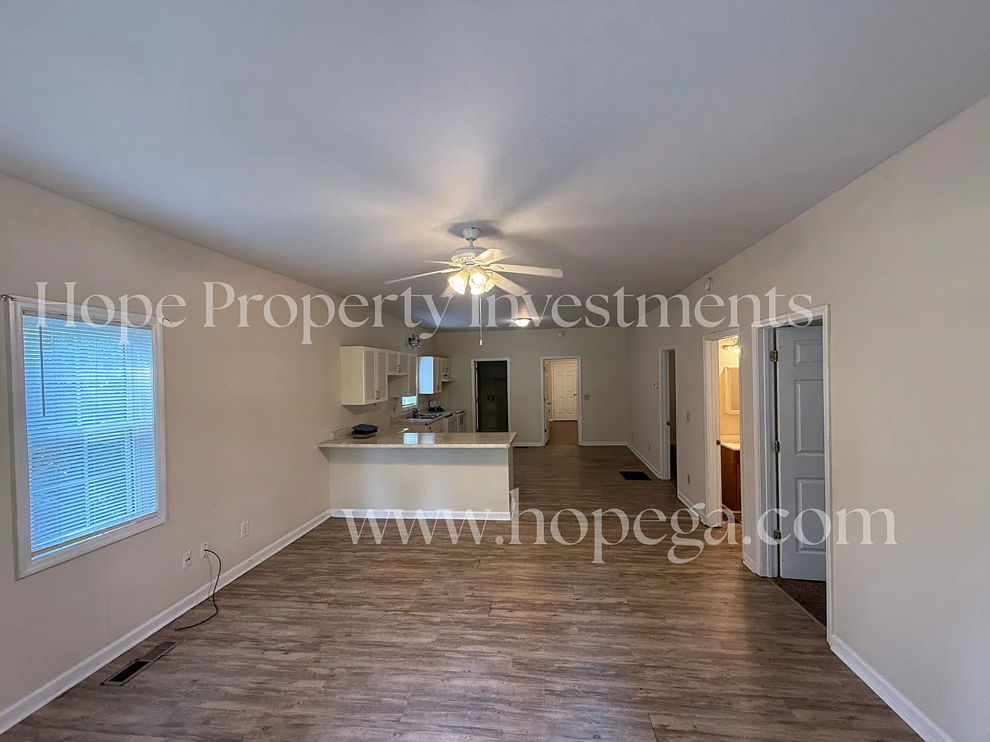 108 Banks St, Grantville GA 30220 — Photo 2