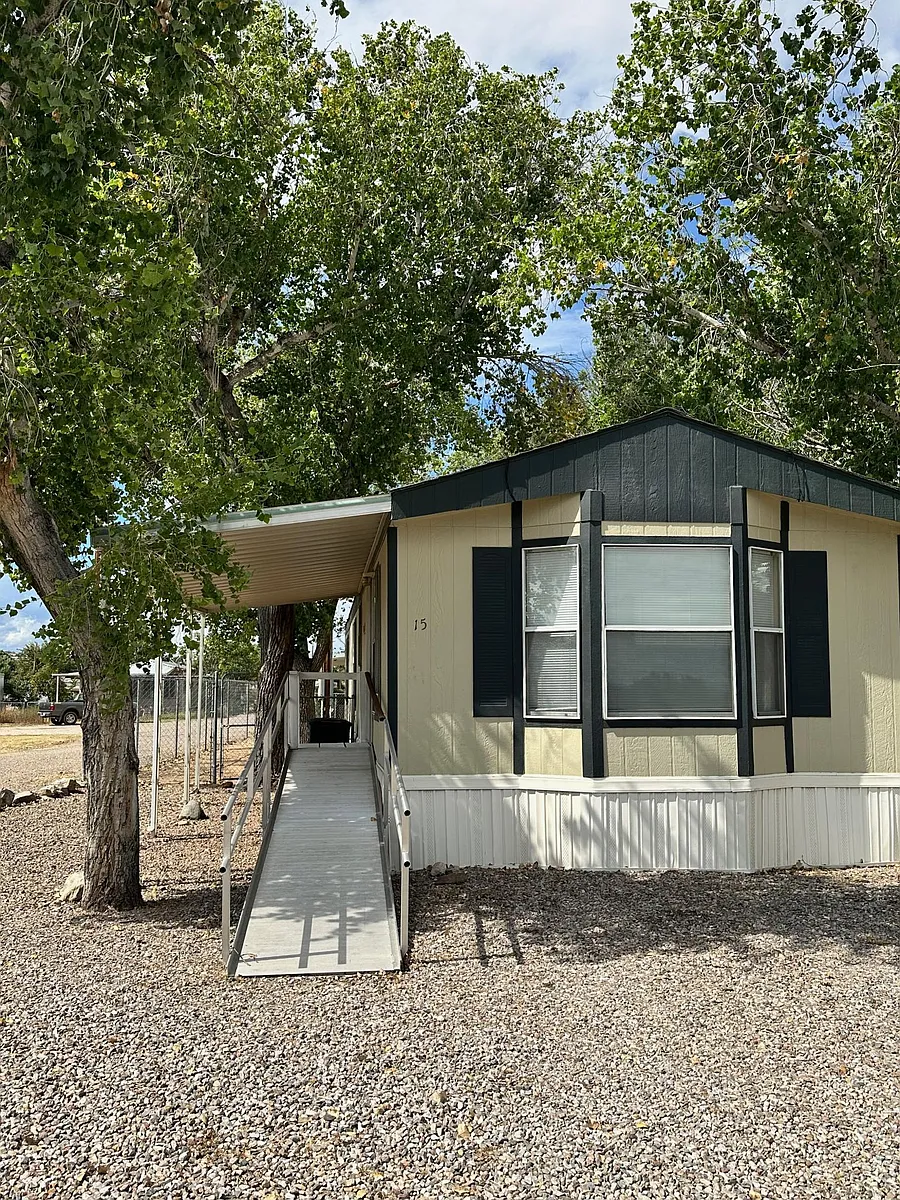 Building Photo - 895 E McNeil Rd #15