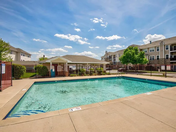 1309 SE University Ave Unit 108, Waukee, IA 50263