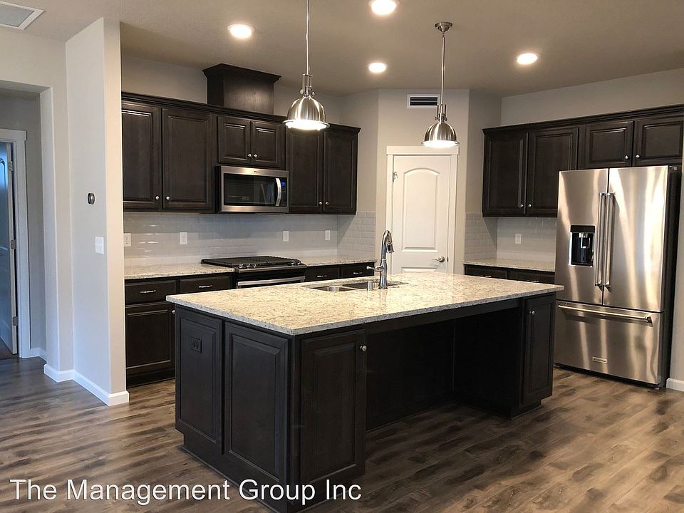 1st image of 2607 NE 7th Dr