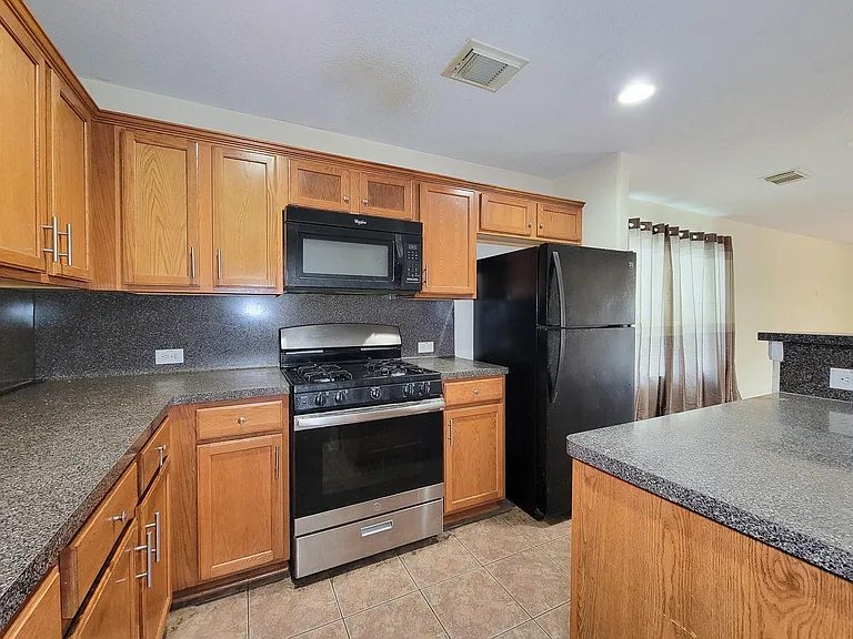 12835 Regal Oaks Bend Ln — Photo 8