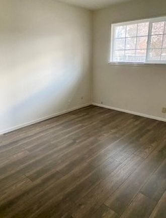 3rd image of 5336 Elsinore Way #A