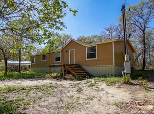 207 Black Jack Rd, La Vernia, TX 78121