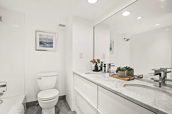 Sold by Corcoran | media 8