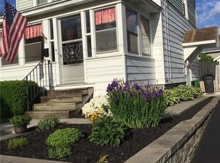 135 Edgeware Rd, Syracuse, NY 13208