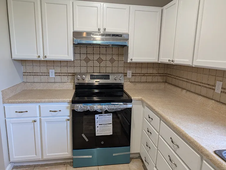 2105 Sun Cir — Photo 6
